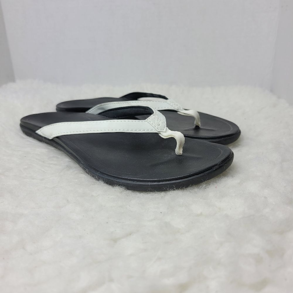 OluKai Ho-opio Womens Sandal Size 7 White Leather Flip Flip Flat Thong